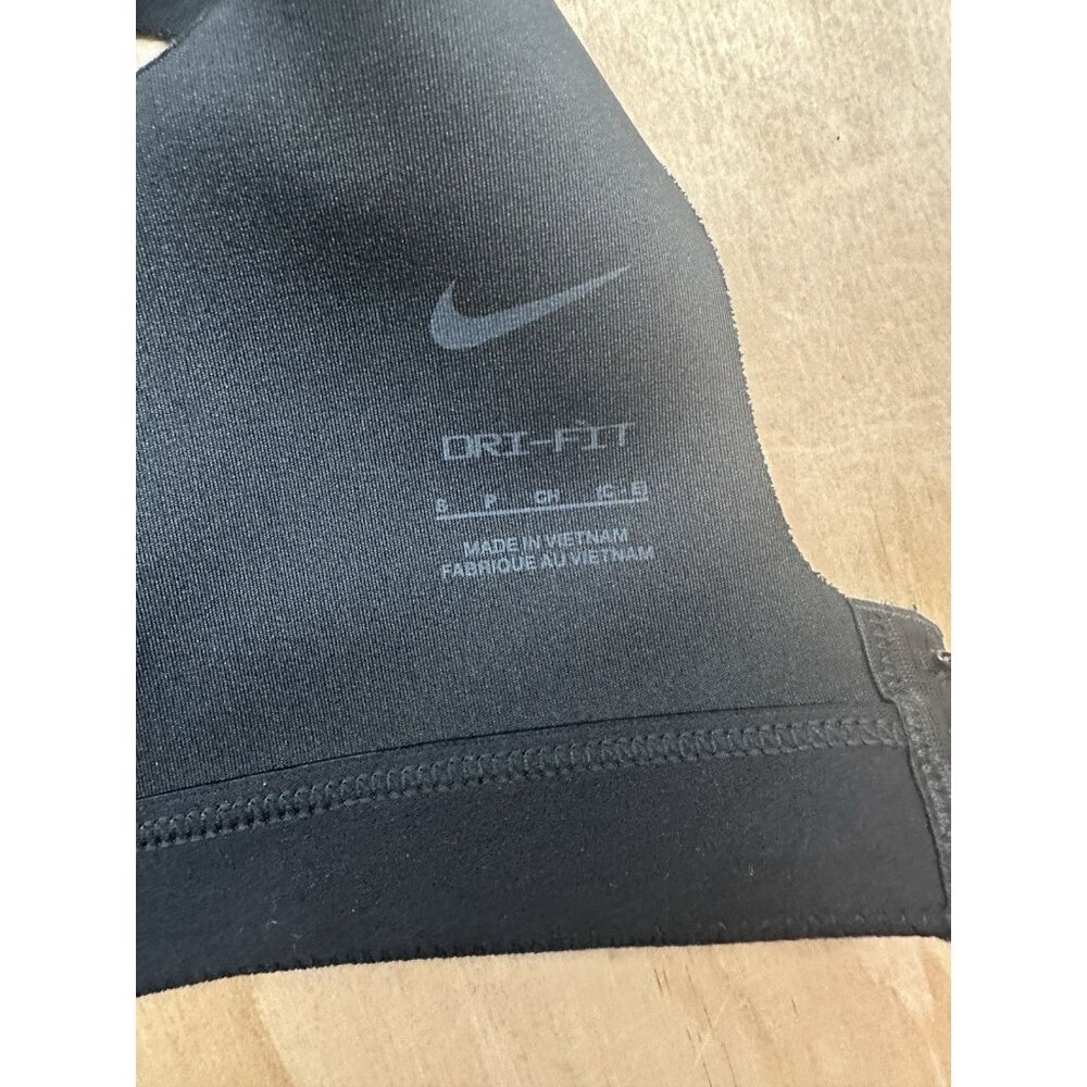 Nike Sports Bra Sz S Black T Shirt Three Hook Padded Push Up Intimates - Picture 4 of 6